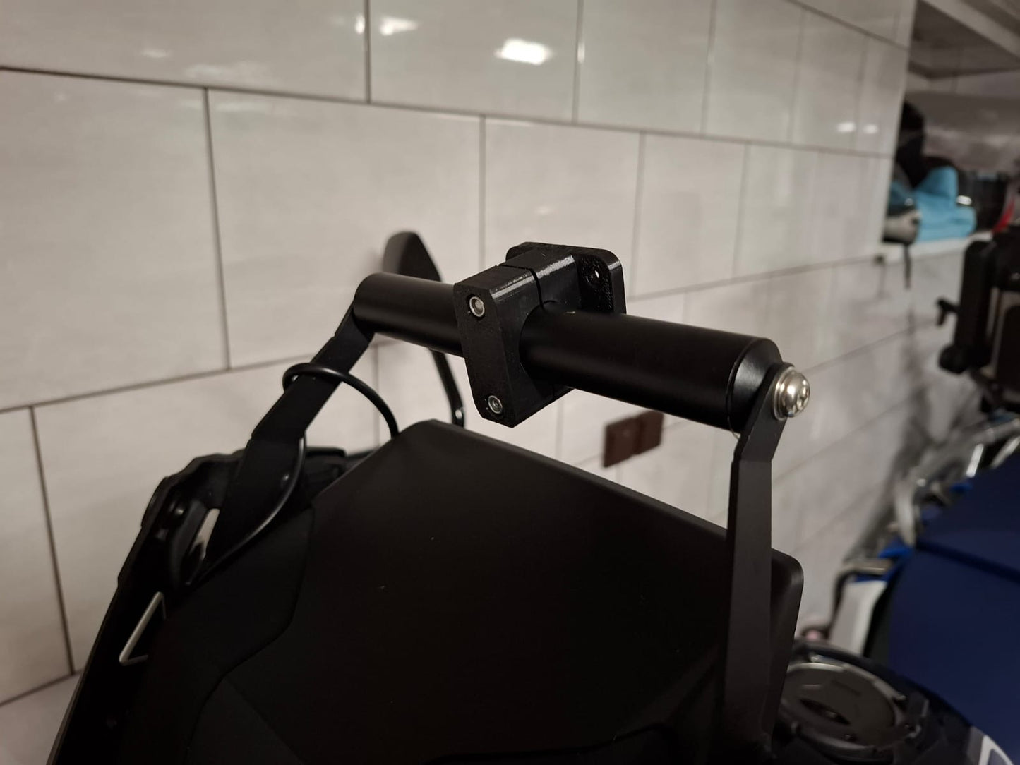 GPS Mount for Carpuride W502 / W702 / W502 Pro / W702 Pro – Bar Mount (8–22 mm)