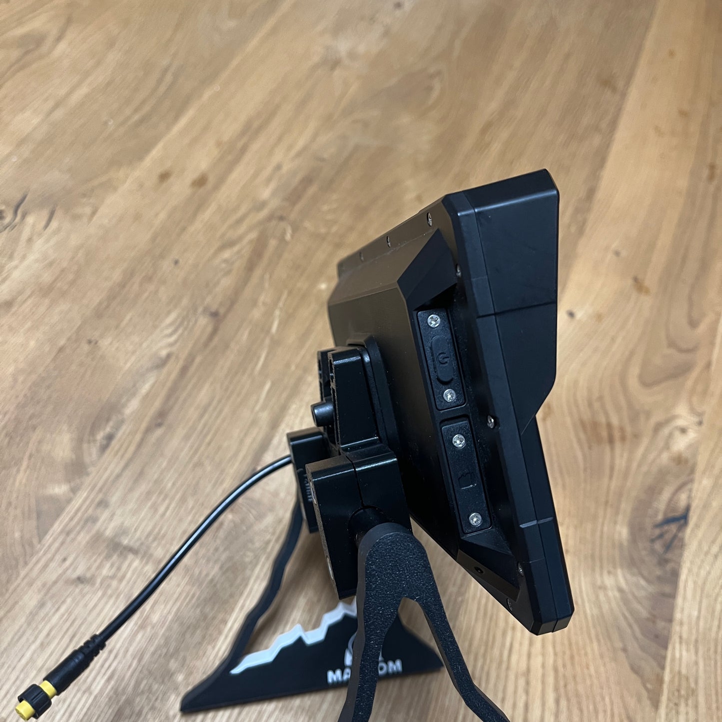 GPS Mount for Carpuride W502 / W702 / W502 Pro / W702 Pro – Bar Mount (8–22 mm)Butterfly Top